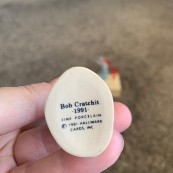 Vintage 1991 Hallmark Christmas Carol Ornaments Lot Ebenezer Scrooge Bob Crachit - Picture 7 of 9